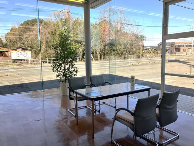 Honda Cars 山口西 宇部東店(認定中古車取扱店)