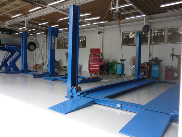 エフエルシー株式会社 フォード四日市