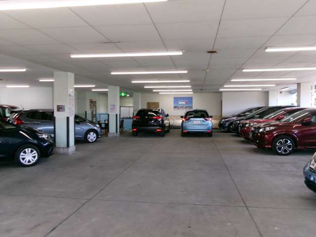 ホンダカーズ横浜 U-Select新横浜