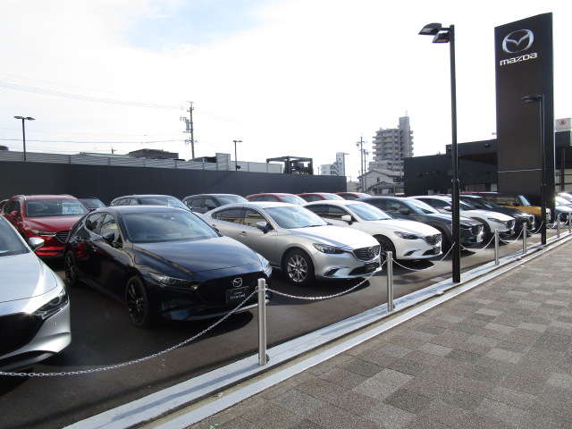 東海マツダ販売(株) 昭和橋ユーカーランド