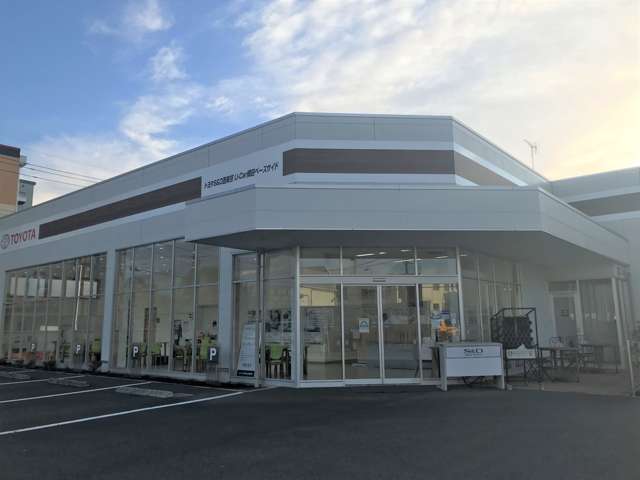 トヨタS&D西東京 U-Car横田ベースサイド
