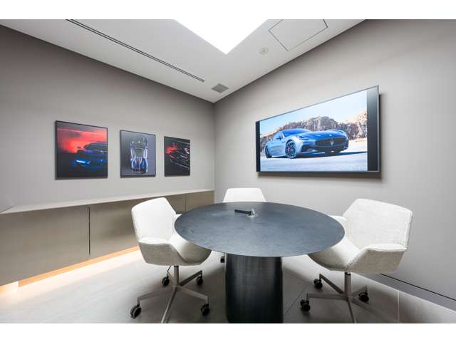 マセラティ目黒