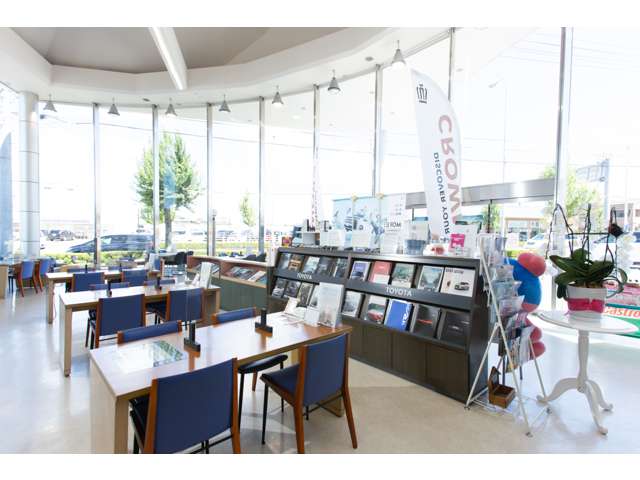 ネッツトヨタ香川 Uステージ空港通り