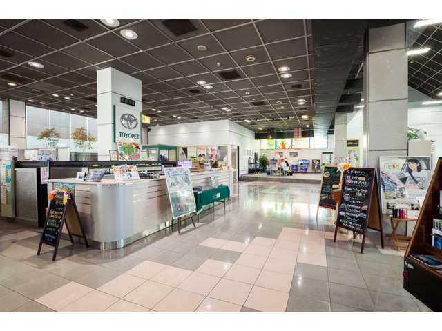 愛媛トヨペット(株) 空港通本店