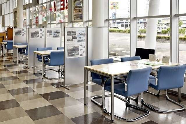 トヨタカローラ福島 白河店