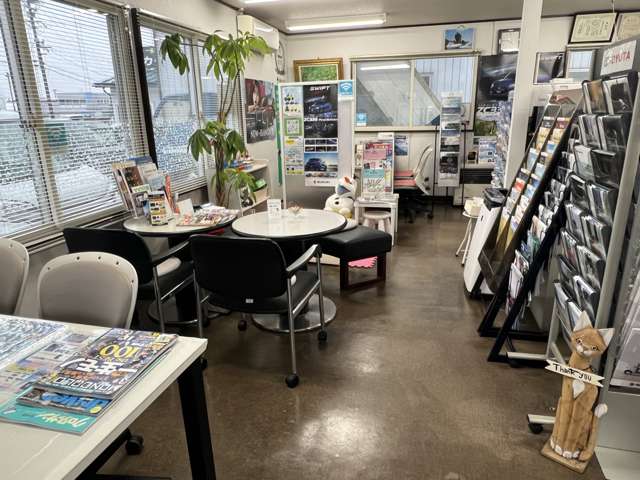 有限会社カーランドヒロ