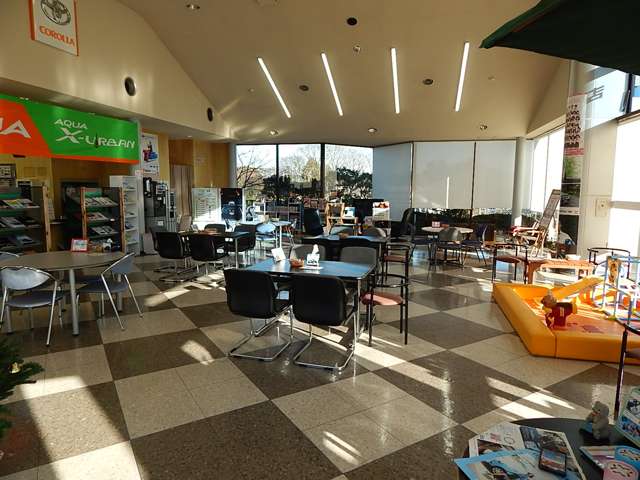 ユナイテッドトヨタ熊本株式会社 カローラ熊本 阿蘇店