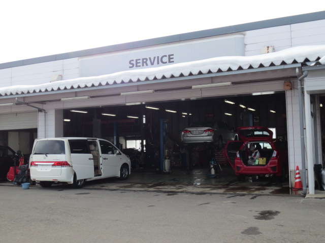 Honda Cars 西置賜 白鷹店U-Selectコーナー