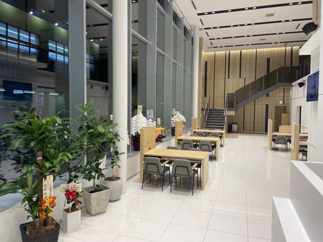 トヨタカローラ福岡 古賀店