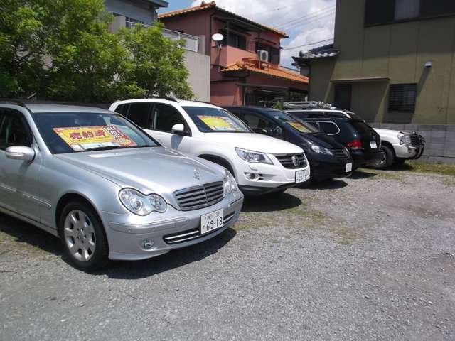 ガレージ MID FOUR