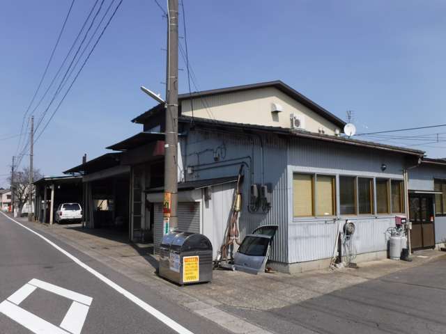 丸徳自動車整備工場