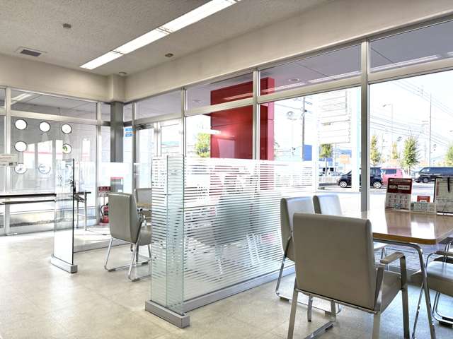 日産プリンス香川販売 ギャラリー空港通り