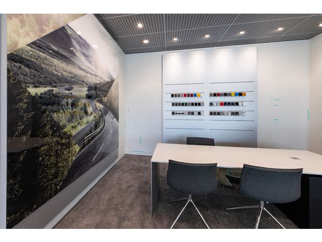 MID.α GROUP/AudiApprovedAutomobile さいたま新都心/株式会社MID