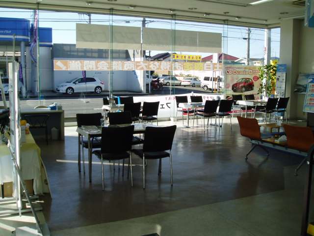 静岡マツダ(株) 三島店