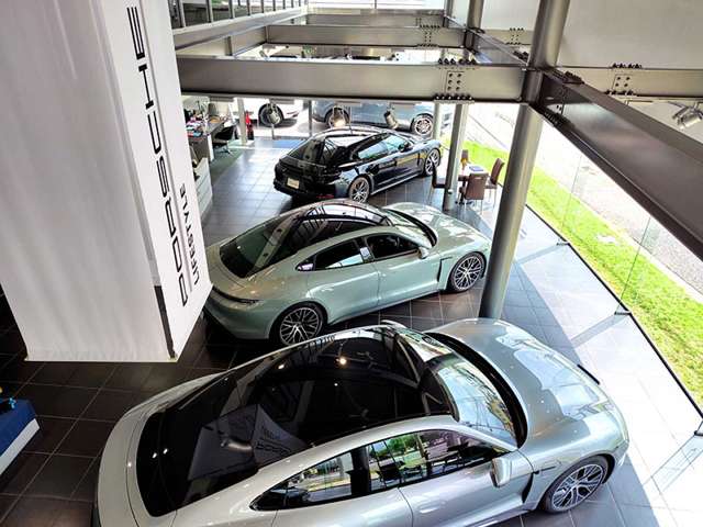 ポルシェセンター広島