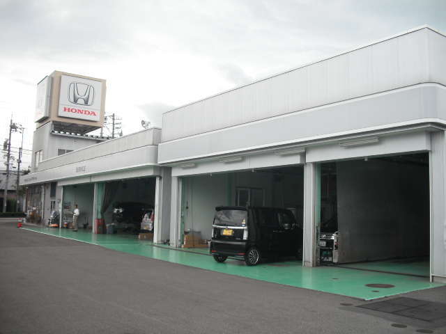 ホンダカーズ松本中央 石芝店(認定中古車取扱店)