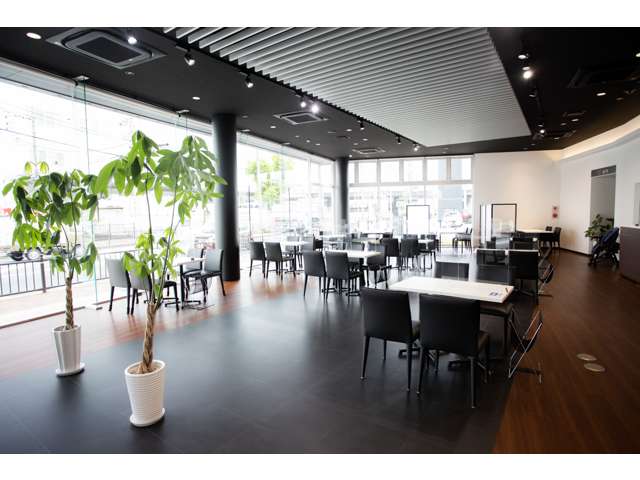 (株)関西マツダ 茨木店