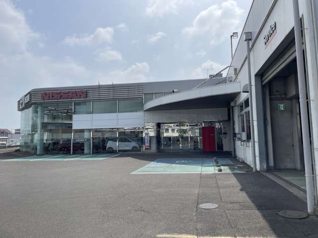 福島日産自動車 郡山香久池店