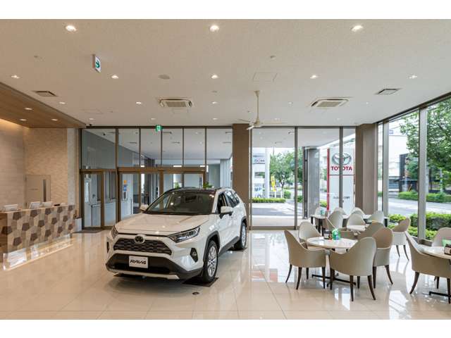 ネッツトヨタゾナ神戸(株) 川西店
