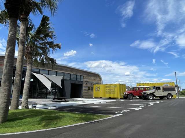 GRUST GARAGE