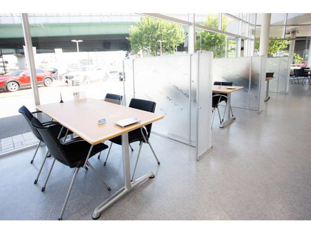 (株)関西マツダ 東大阪店