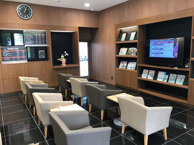 ダイハツ千葉販売 鎌ヶ谷店