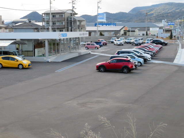 香川マツダ販売 本店ユーカーランド