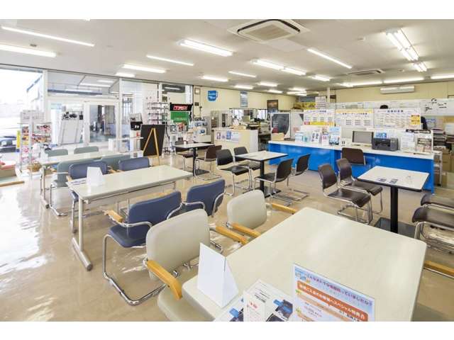 宮崎トヨタ自動車 ネッツ宮崎 延岡店