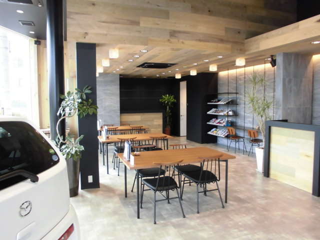 香川マツダ販売 屋島ユーカーランド