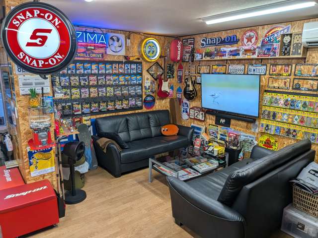 HIDEOUT AUTOMOTIVE