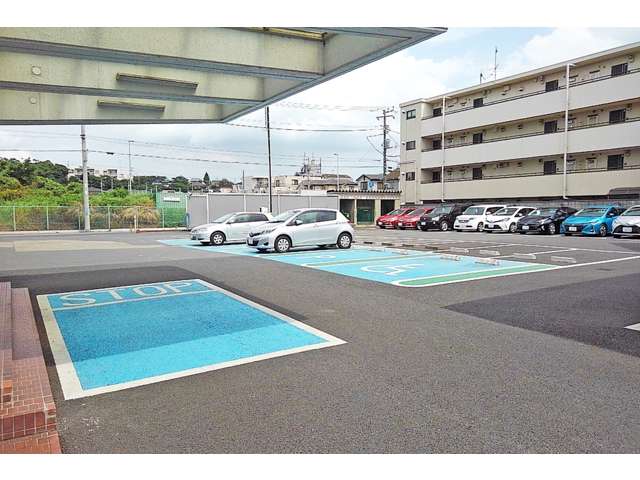 ネッツトヨタ千葉 末広店