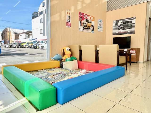 株式会社スズキ販売新兵庫 スズキアリーナ尼崎インター