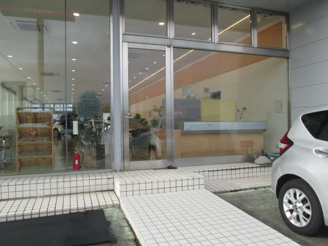 日産プリンス秋田販売 追分支店