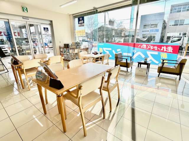 株式会社スズキ販売新兵庫 スズキアリーナ尼崎インター