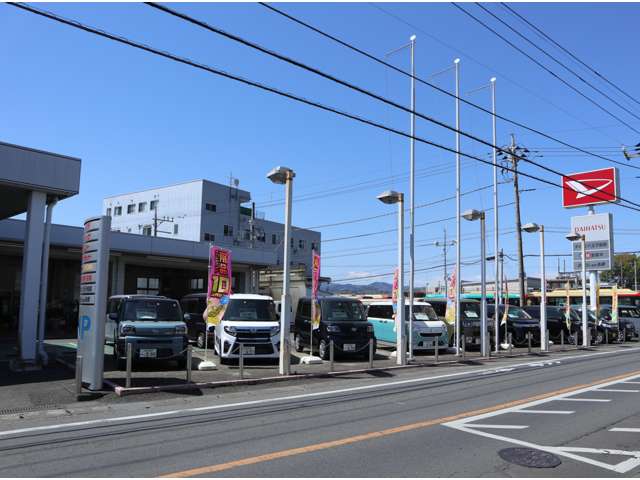 トヨタS&D西東京 ダイハツ八王子楢原店