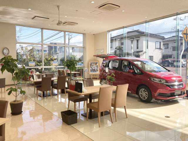 (株)ホンダカーズ市川 桜木店