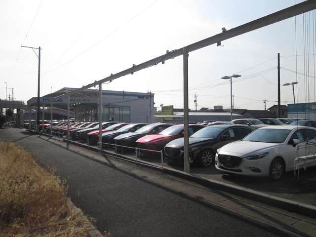東海マツダ販売(株) 名岐ユーカーランド