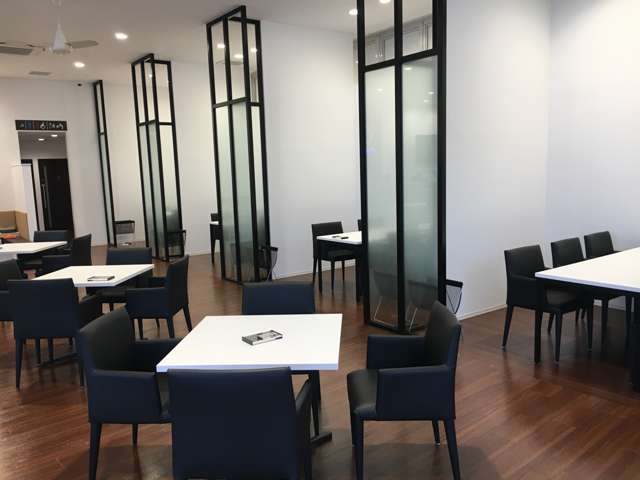 (株)関西マツダ 光明池店