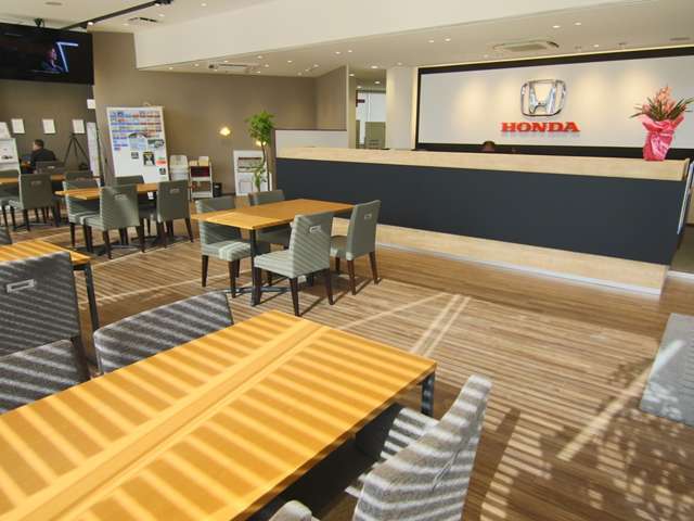 ホンダカーズ南近畿和歌山 かつらぎ店 (Honda認定中古車取扱店)