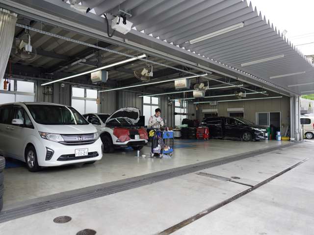 (株)ホンダカーズ神奈川北 あざみ野店(認定中古車取扱店)