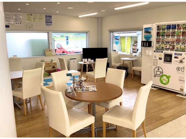 スバル近畿 三田店