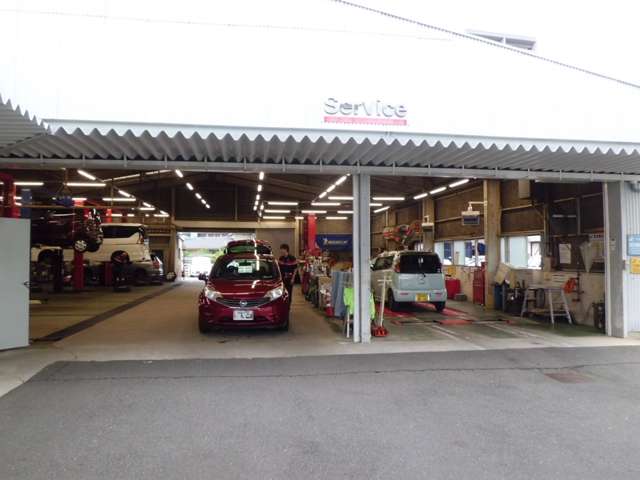 日産プリンス広島販売 高陽店