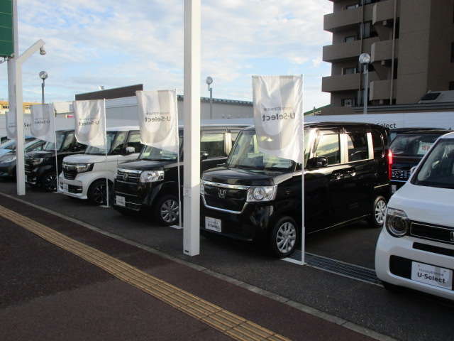 ホンダカーズ新潟 U-Select出来島(認定中古車取扱店)