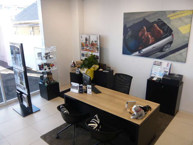 MINI NEXT小田原 ALC MOTORS GROUP