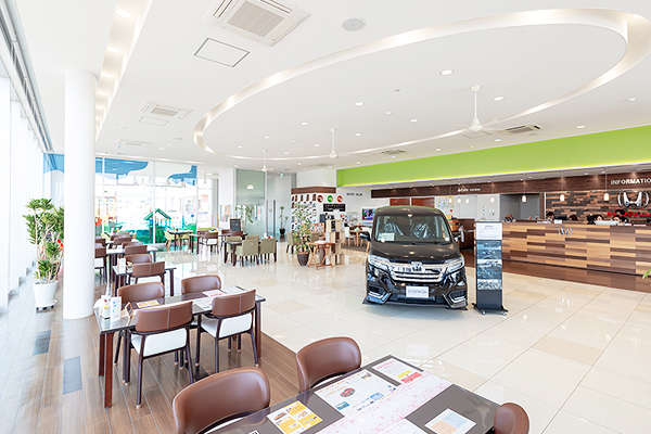 ホンダカーズ栃木県央 山辺駅前店(認定中古車取扱店)
