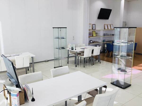 ホンダカーズ兵庫 北伊丹店(Honda認定中古車取扱店)