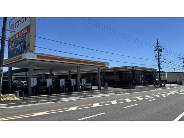 トヨタカローラ三重(株) トヨタカローラ三重 大矢知冨田店