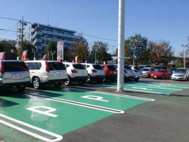 日産東京販売 レッドステーション東久留米店
