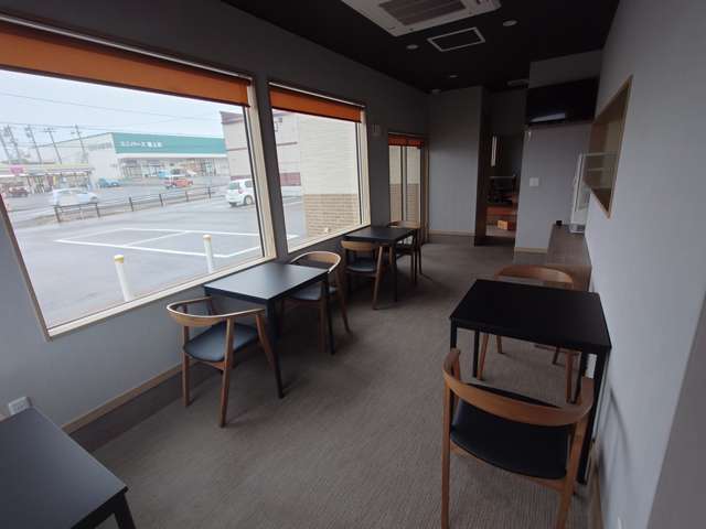 TOTAL CAR SHOP LUCKY階上支店