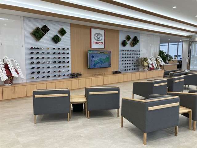 トヨタカローラネッツ岐阜(株) カローラ高山店